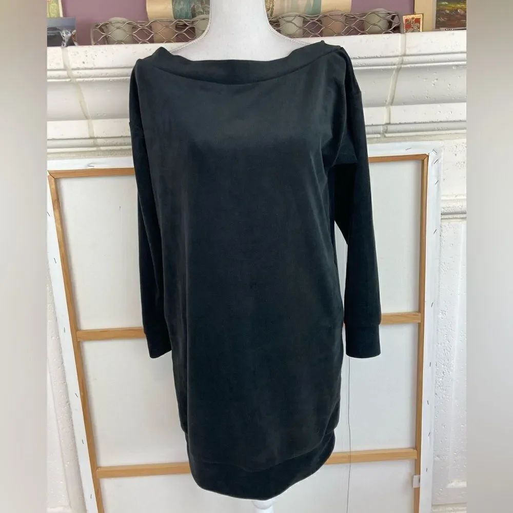 NY&Co. black boat neck velour mini dress w/pockets stretchy yummy runs big🦋